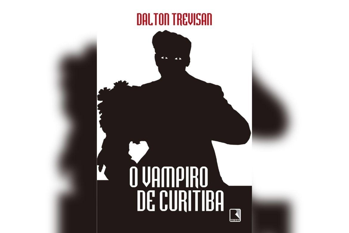 Escritor curitibano conquistou o Prêmio Camões (o mais importante da língua portuguesa) em 2012.