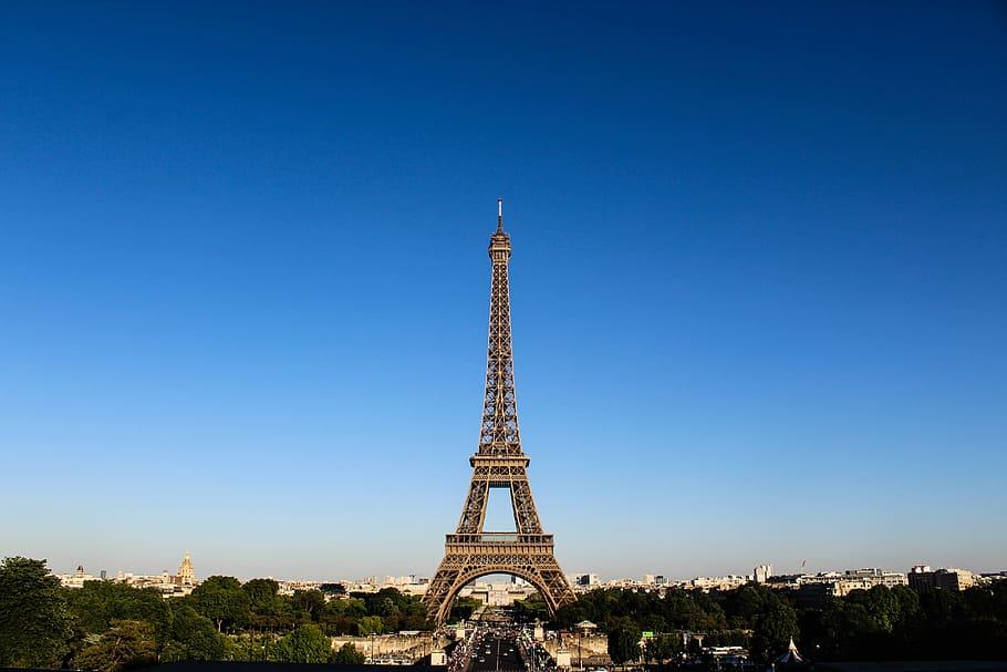 Torre Eifflel: ícone da cidade e no coração dos turistas